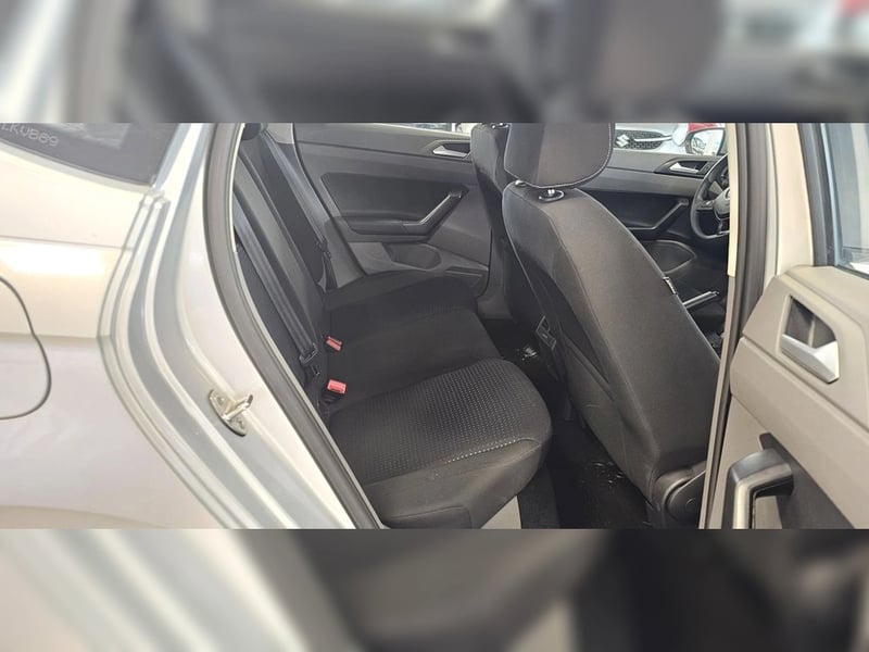 Volkswagen POLO POLO 1.6 AT6 COMFORTLINE AT 2019 - Imagen 12 de 20