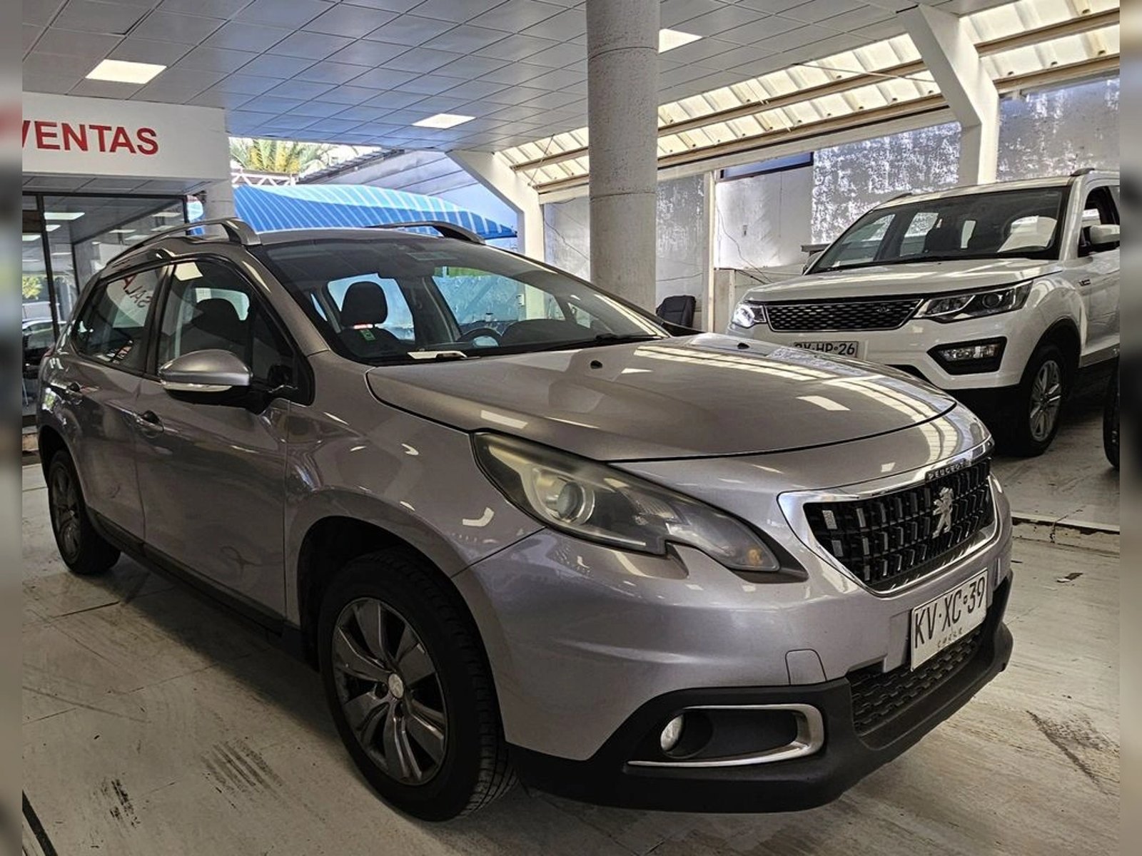 Peugeot 208 PEUGEOT 2008 ACTIVE BLUEHDI 1.6 2019 - Foto 3 de 18