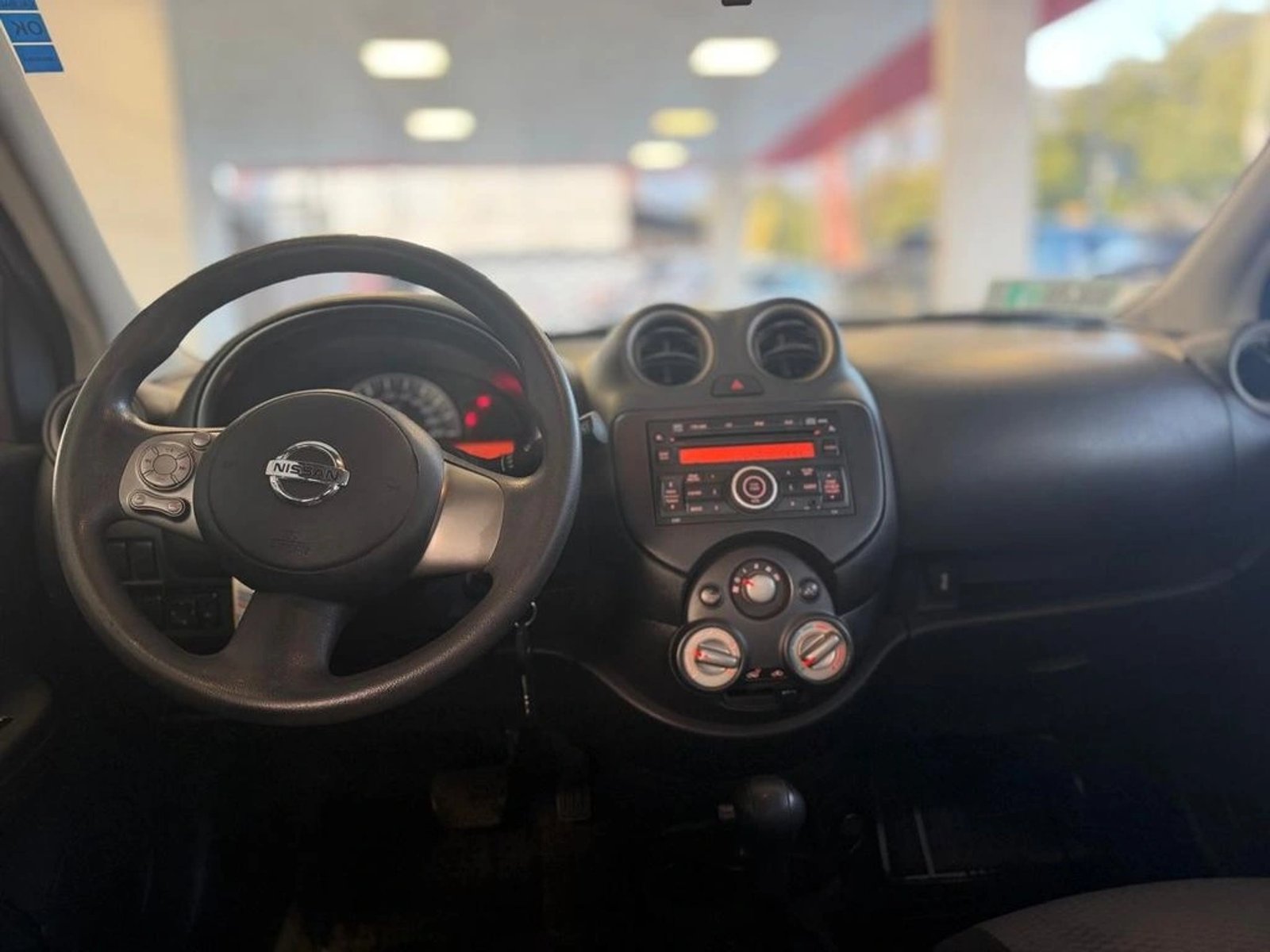 NISSAN MARCH AUTOMATICO 2014 - Imagen 11 de 14