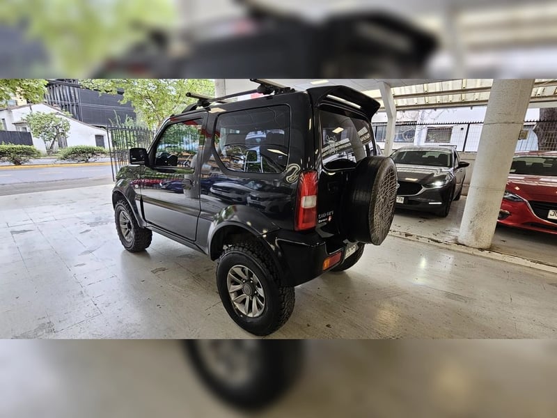 Suzuki SS Jimny JLX 1.3 2017 - Imagen 16 de 20
