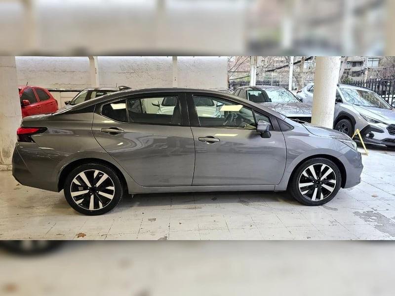 Nissan VERSA CVT 1.6 2022 - Imagen 3 de 10