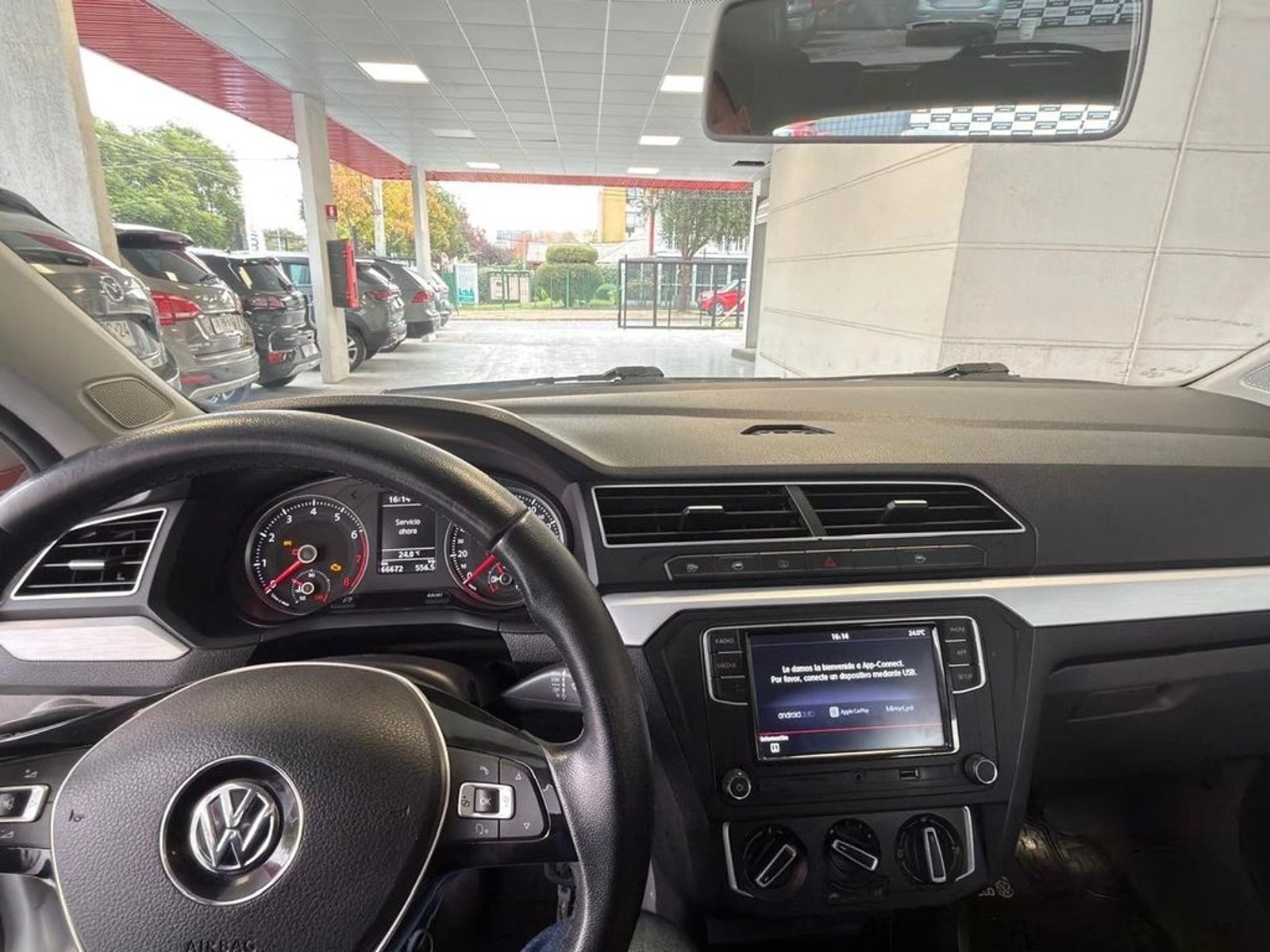 VOLKSWAGEN GOL HB 1.6 2022 - Imagen 13 de 14
