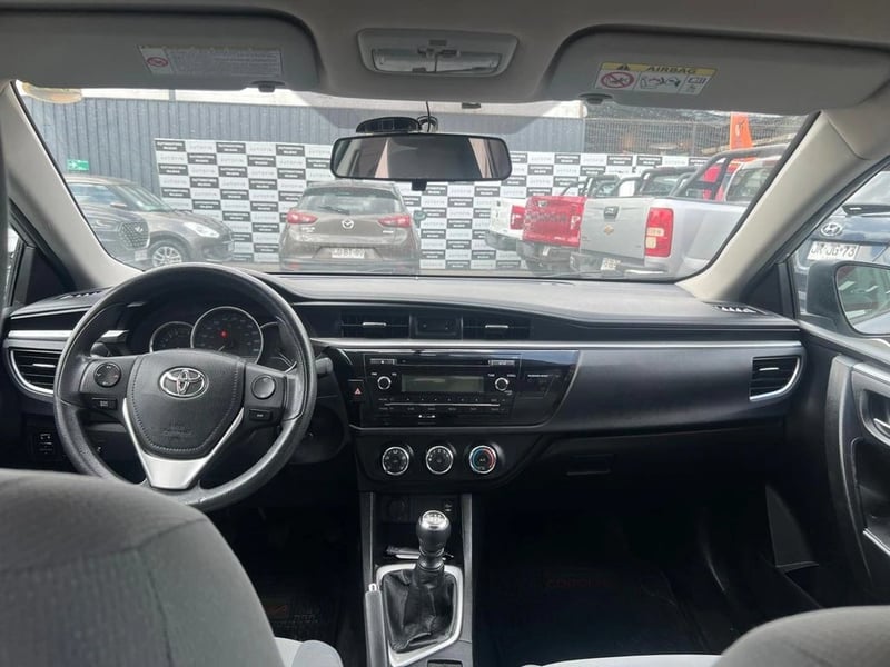 Toyota COROLLA gl 1.8 2016 - Imagen 11 de 14