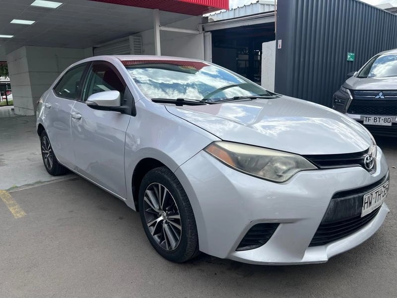 Toyota COROLLA gl 1.8 2016 - Imagen 3 de 14