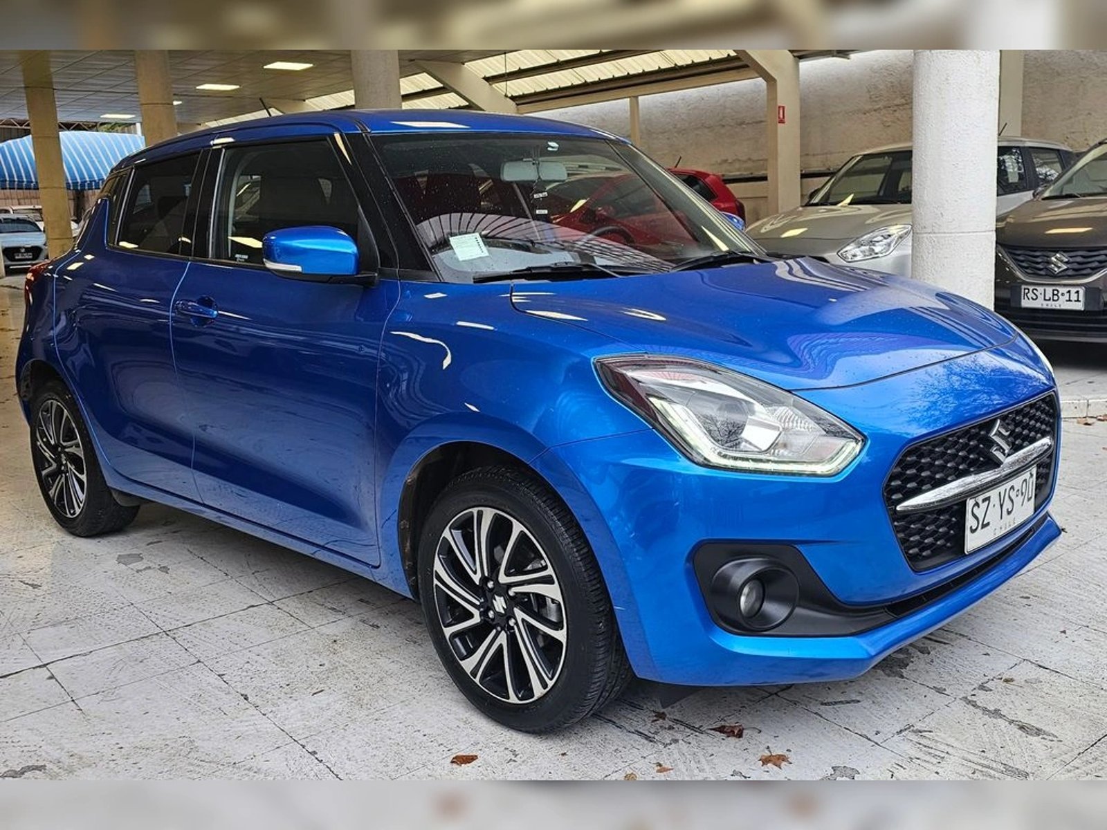 Suzuki SWIFT SWIFT GLX AT 2023 - Foto 4 de 10
