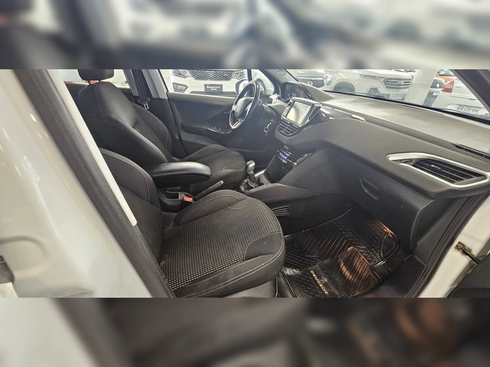 PEUGEOT 208 ALLURE 2016 - Imagen 12 de 17