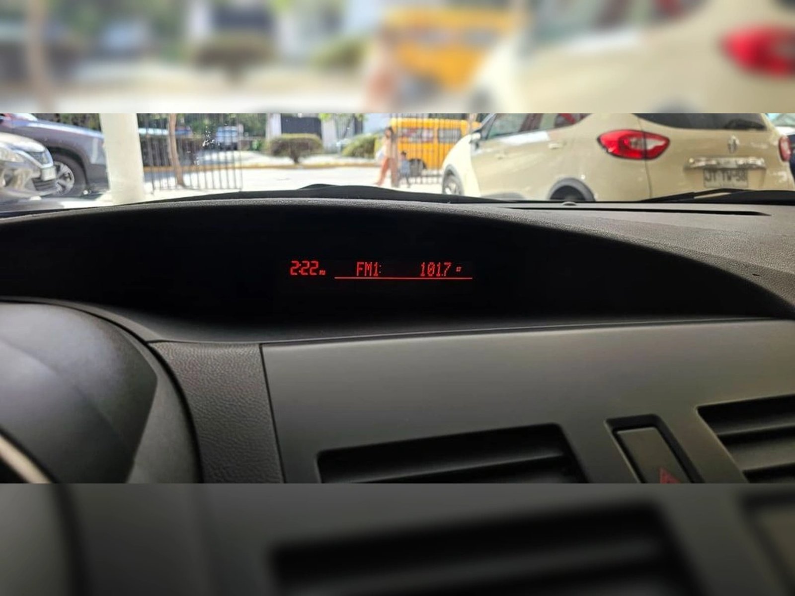 Mazda 3 SEDAN SEDAN 2010 - Imagen 13 de 17