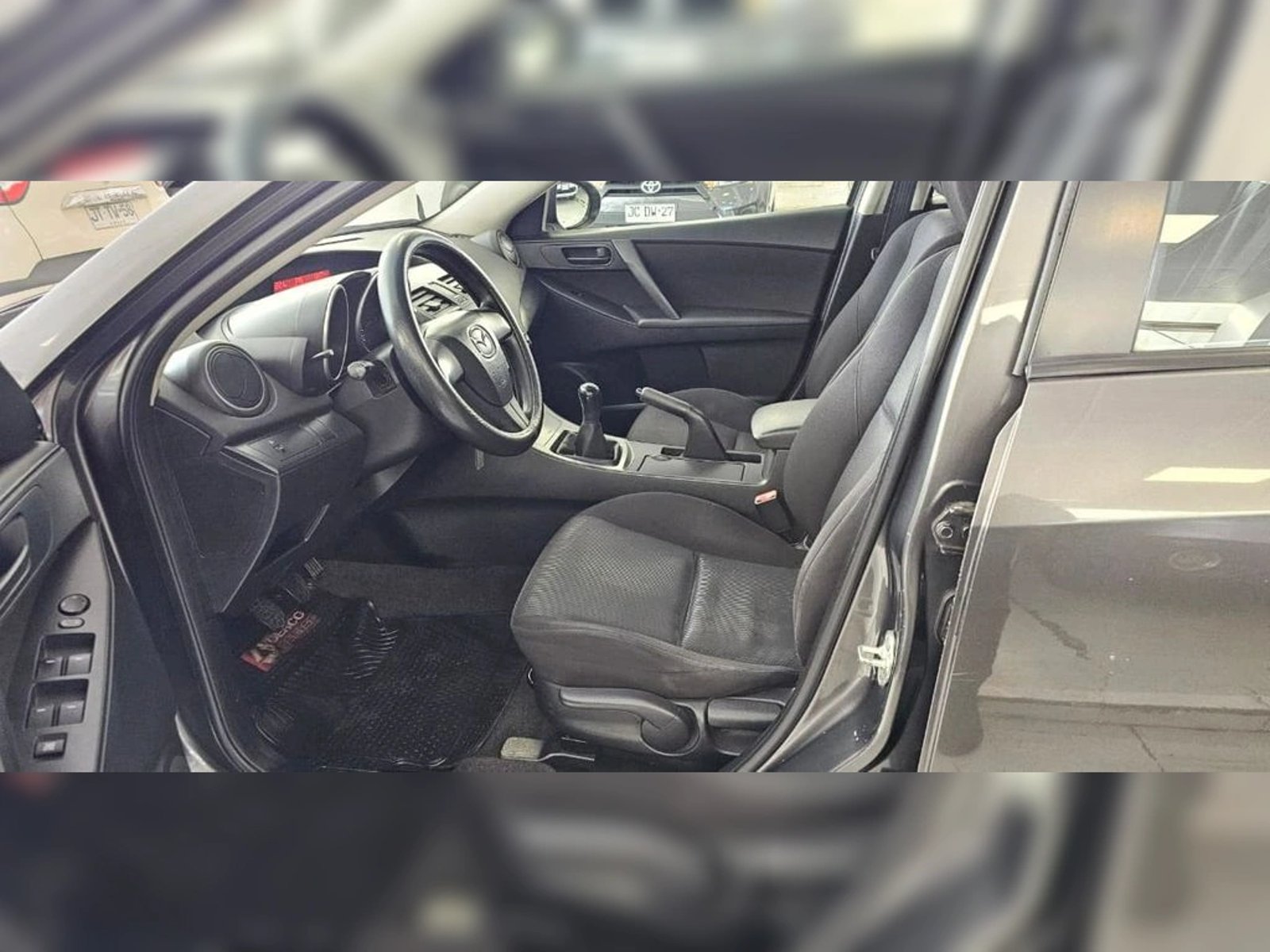 Mazda 3 SEDAN SEDAN 2010 - Imagen 14 de 17