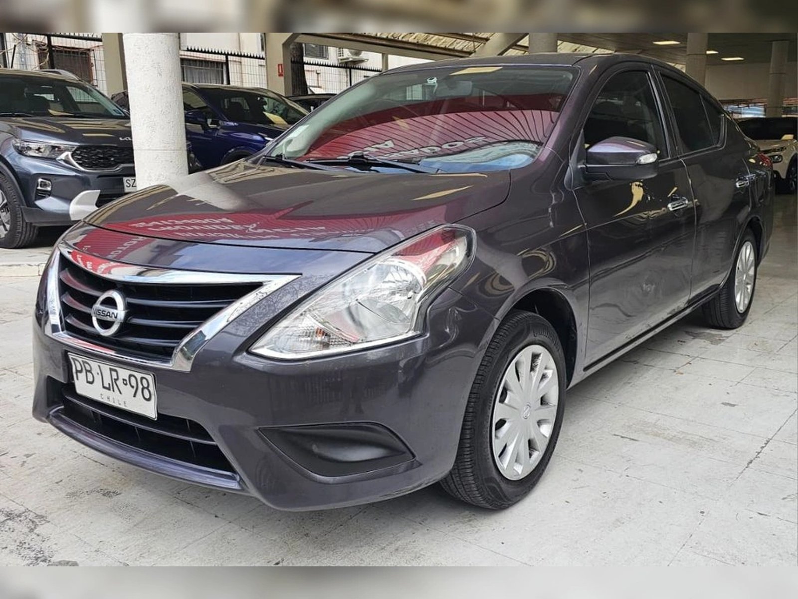 Nissan VERSA MT 2021 - Foto 2 de 15