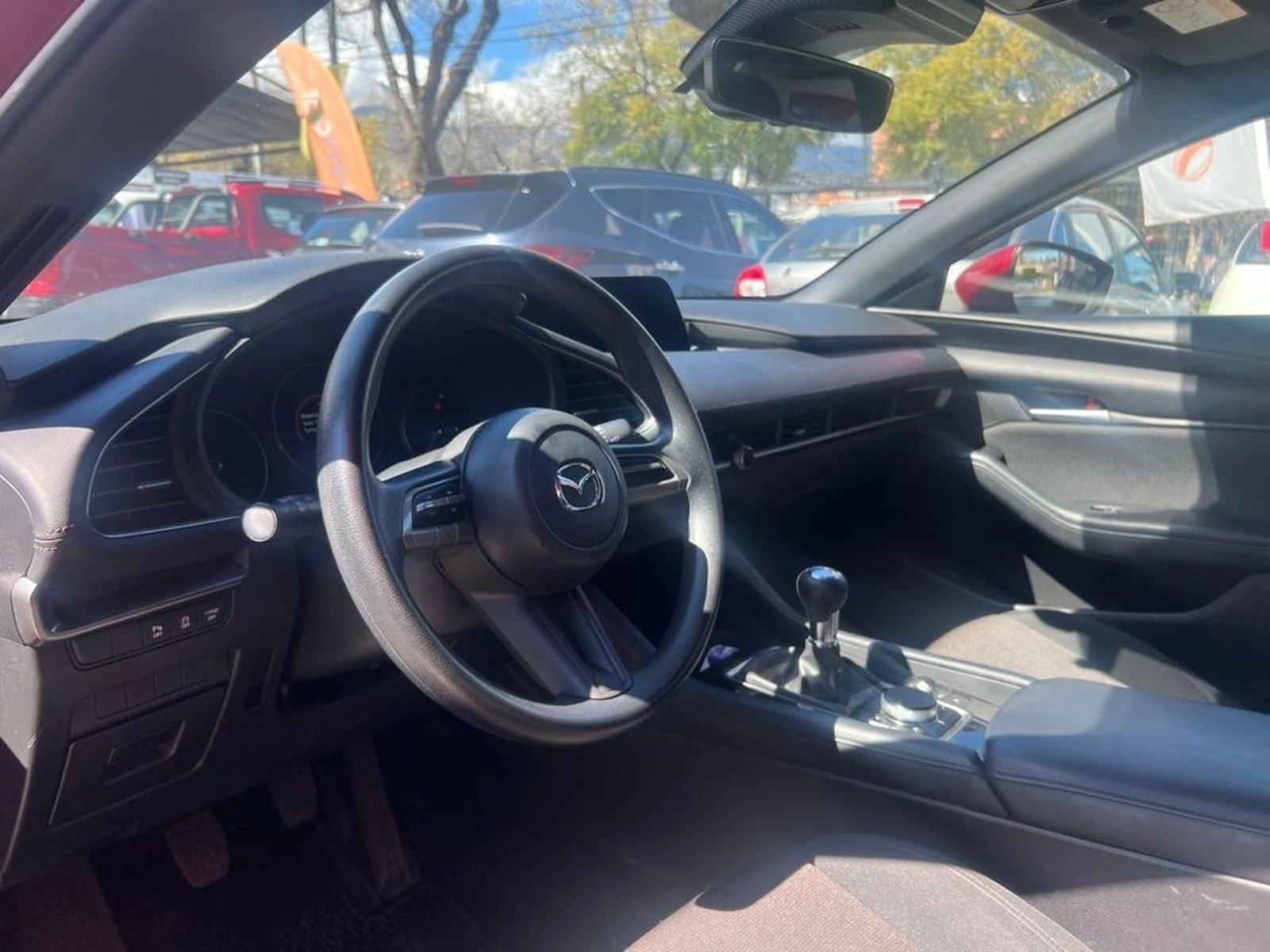 Mazda 3 SPORT NEW 3 HB 2.0 2023 - Imagen 10 de 11