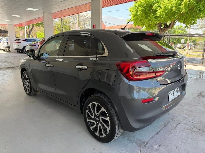 Suzuki BALENO GLX 2024 - Imagen 6 de 14