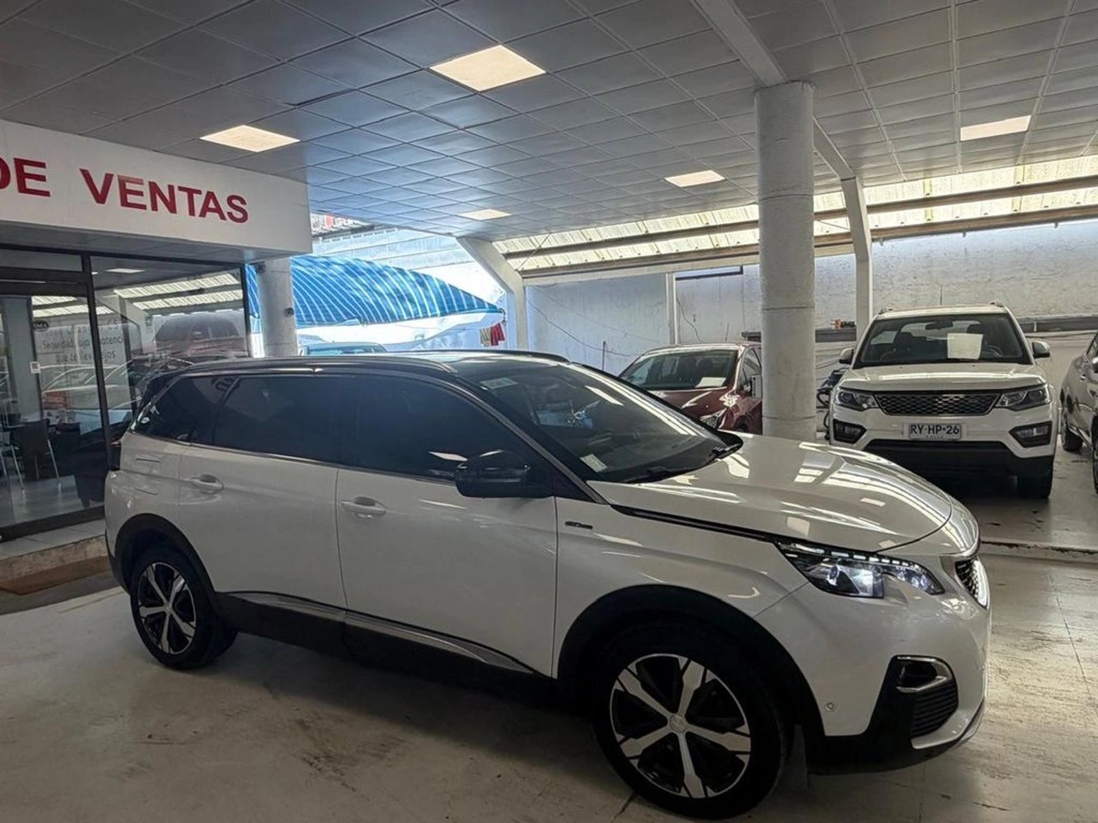 Peugeot 5008 GT LINE 2020 - Foto 4 de 14
