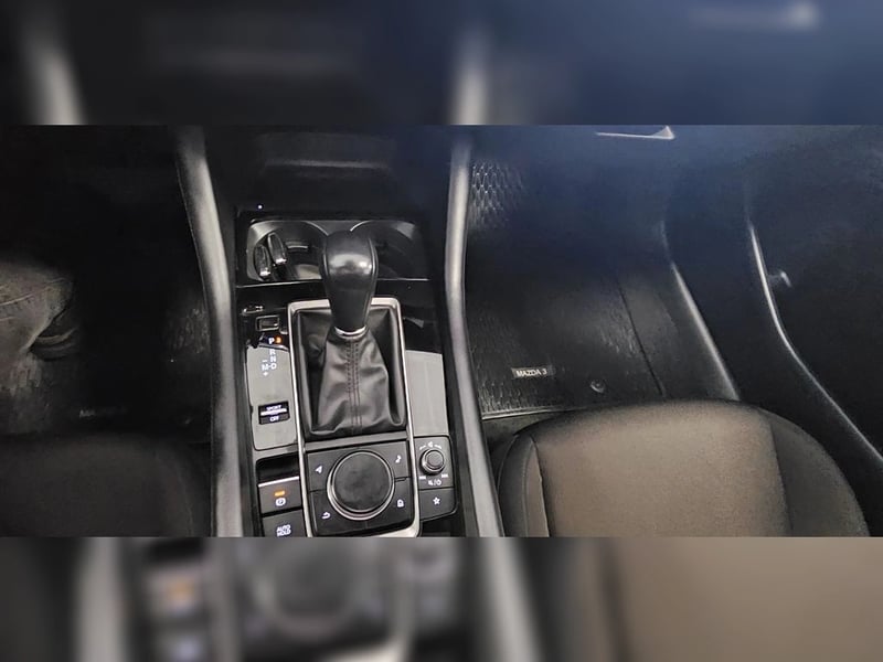 Mazda 3 SPORT CORE AT 2025 2025 - Imagen 15 de 15