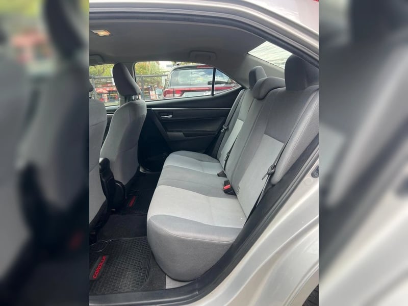 Toyota COROLLA gl 1.8 2016 - Imagen 10 de 14