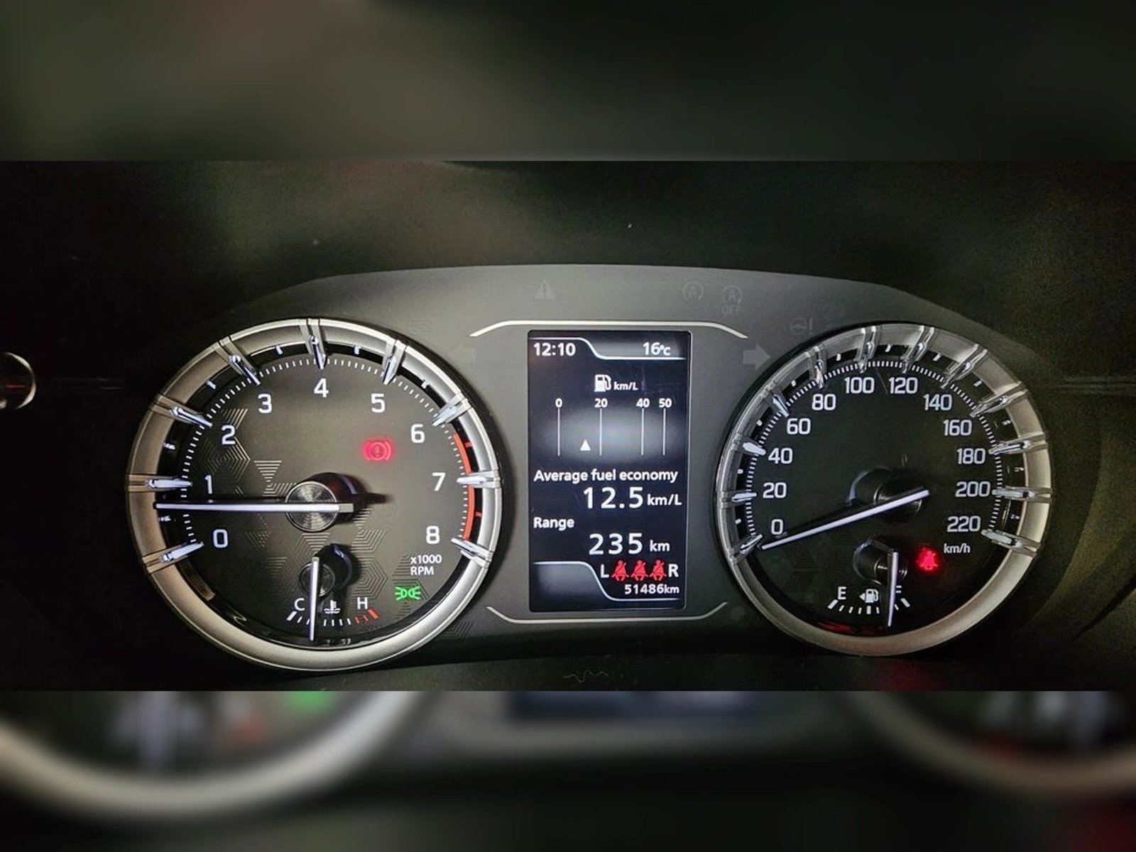 SUZUKI SS SUZUKI NEW GRAND VITARA GLX 1.5  hibrida 2024 - Imagen 6 de 14