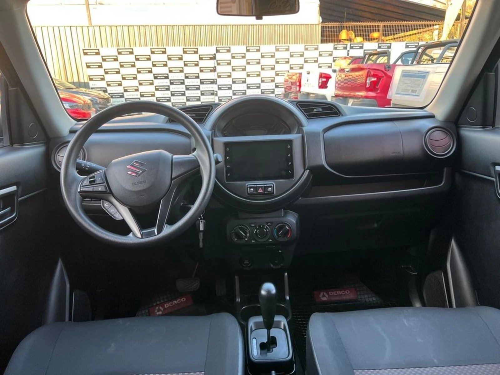 Suzuki S-PRESSO GLX 2024 - Imagen 11 de 15