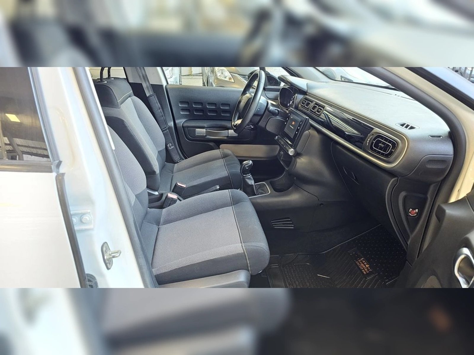 Citroën C3 BLUEHDI 1.5 2020 - Imagen 13 de 19
