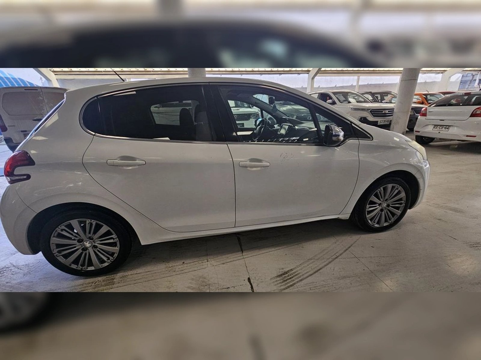 PEUGEOT 208 ALLURE 2016 - Imagen 10 de 17