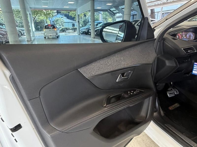 Peugeot 5008 GT LINE 2020 - Imagen 9 de 14