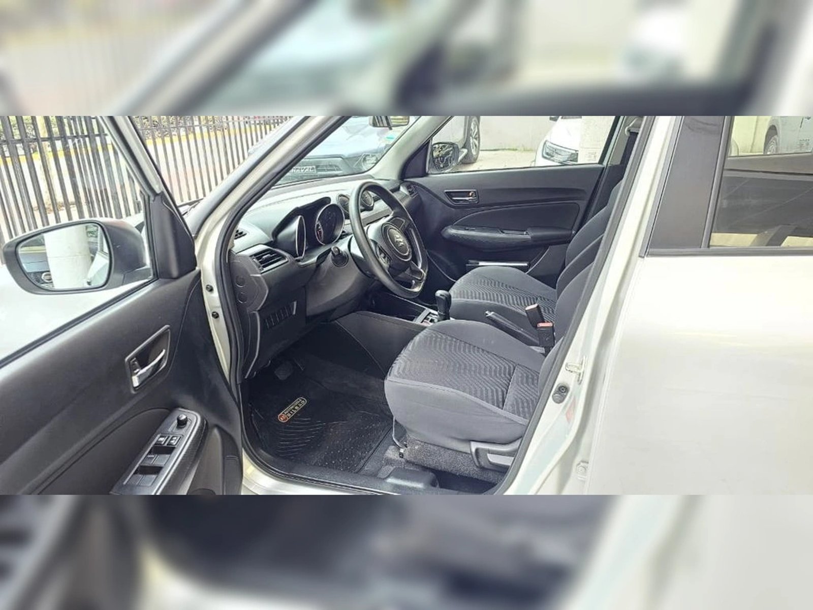 Suzuki SWIFT swift amt 2021 - Imagen 8 de 15