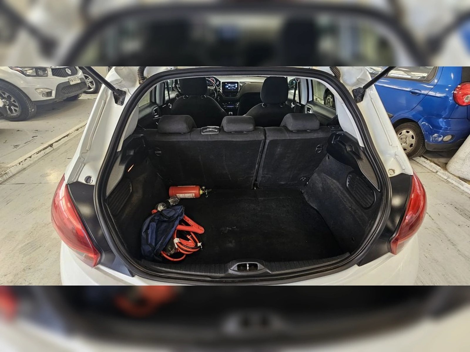 PEUGEOT 208 ALLURE 2016 - Imagen 16 de 17