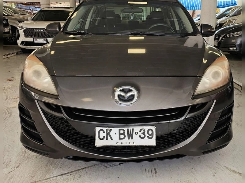 Mazda 3 SEDAN SEDAN 2010