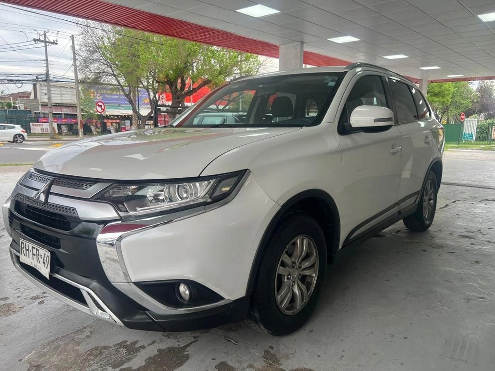 Mitsubishi OUTLANDER CVT 2.0 AUT 2022 - Foto 3 de 14