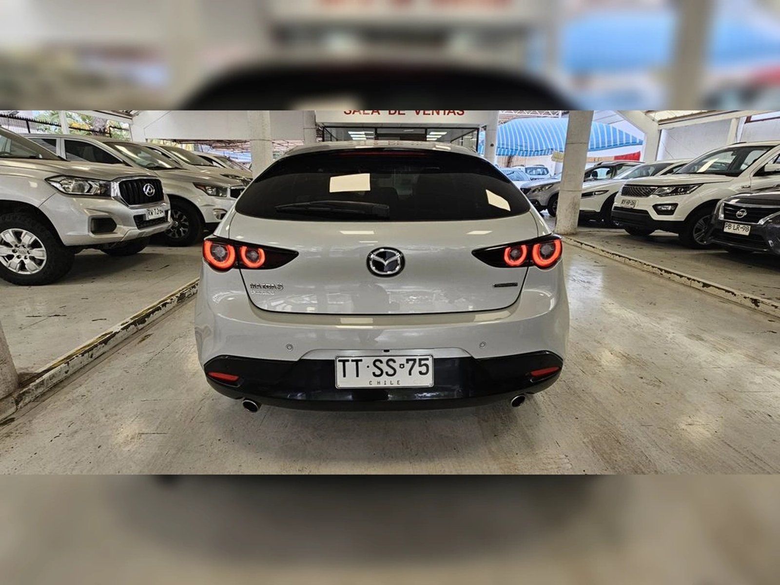 Mazda 3 SPORT CORE AT 2025 2025 - Foto 4 de 15