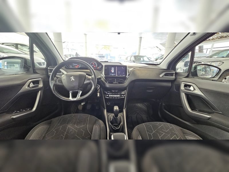 Peugeot 208 PEUGEOT 2008 ACTIVE BLUEHDI 1.6 2019 - Imagen 17 de 18