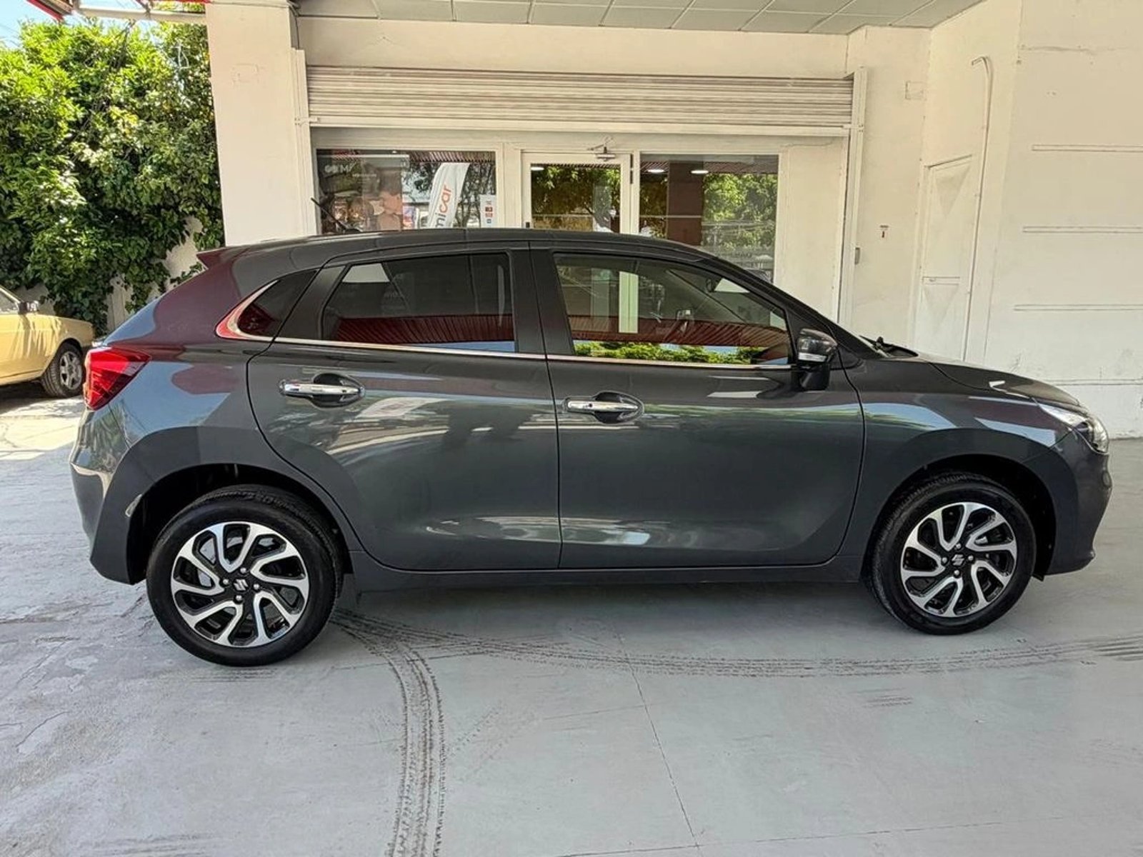 Suzuki BALENO GLX 2024 - Foto 5 de 14