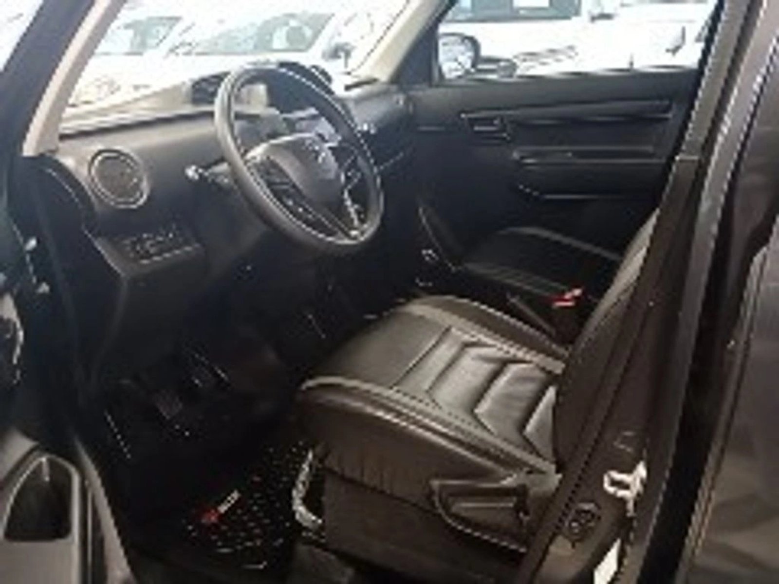 SUZUKI S-PRESSO SPRESSO 1.0 GLX PLUS MT 2023 - Imagen 7 de 12