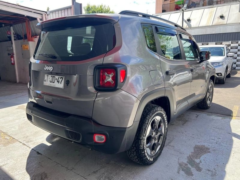 Jeep RENEGADE SPORT 1.7 2020 - Imagen 6 de 14