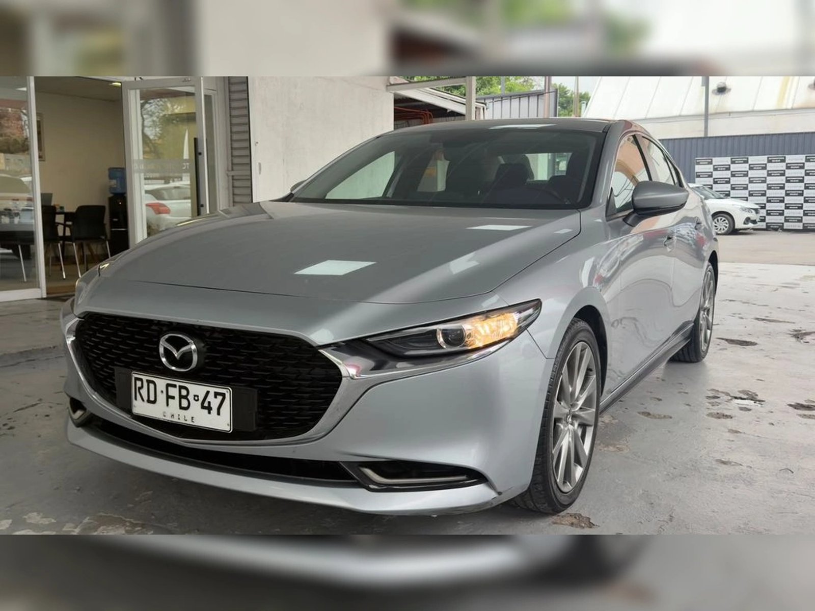Mazda 3 SEDAN ALL NEW 3 2.0 2021 - Foto 2 de 15