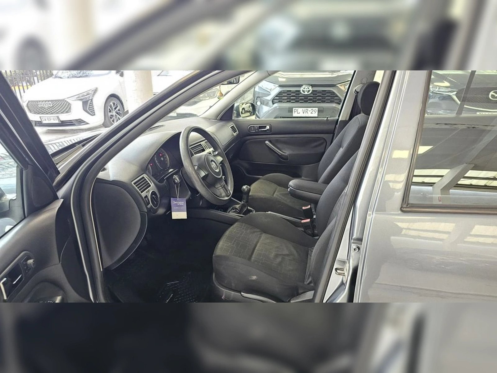 Volkswagen BORA A4 TRENDLINE SKY 2011 - Imagen 5 de 20