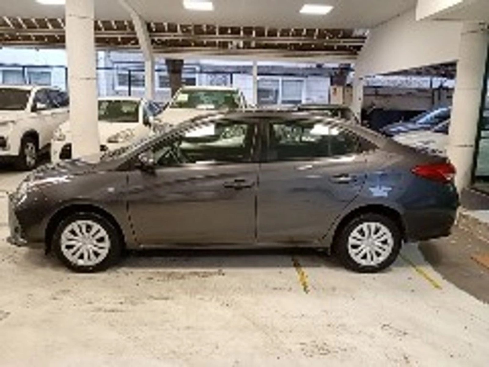 TOYOTA YARIS Yaris AT 2022 - Imagen 6 de 13