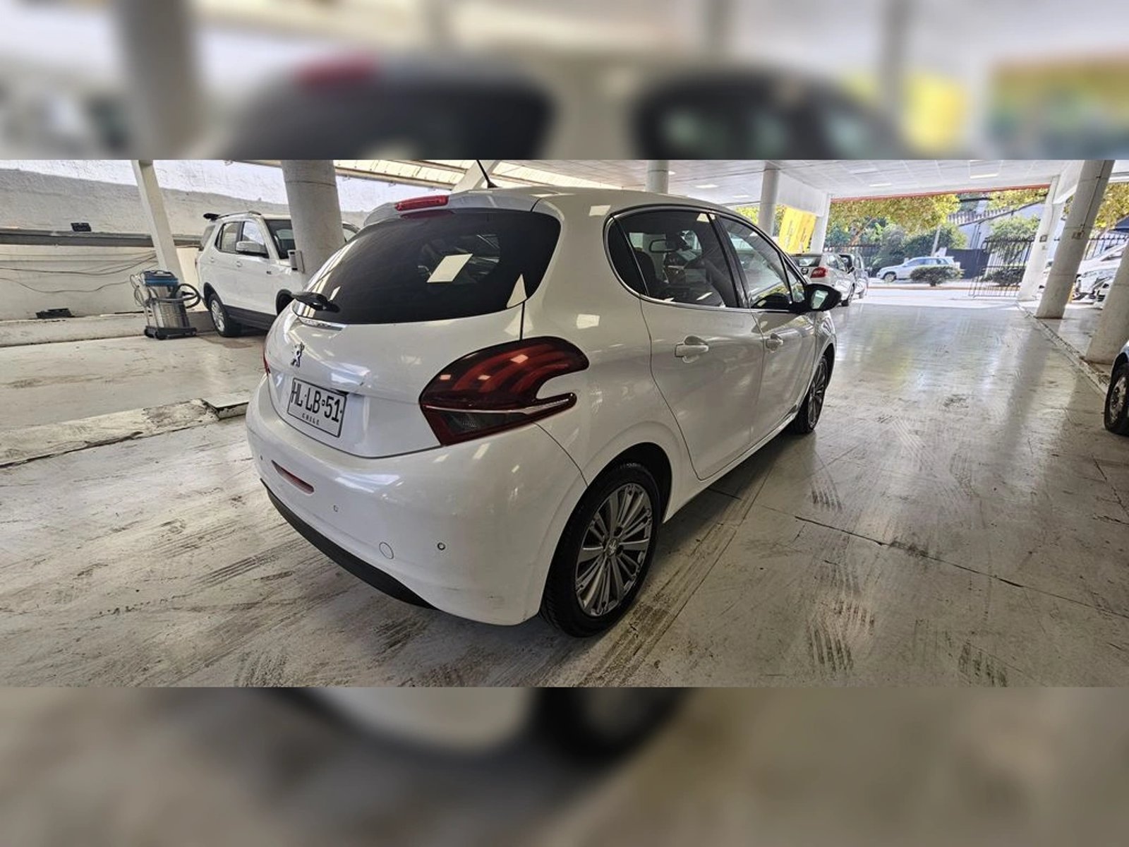 PEUGEOT 208 ALLURE 2016 - Imagen 14 de 17