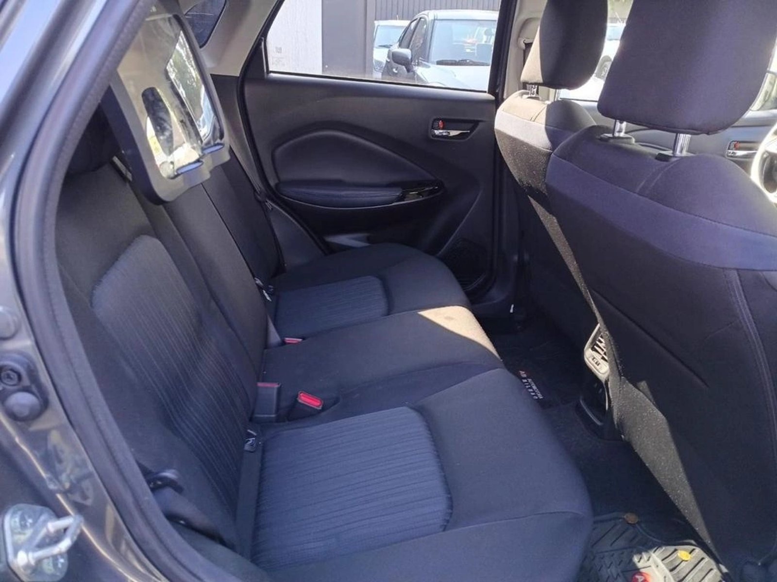 Suzuki BALENO GLX 2023 - Imagen 5 de 9