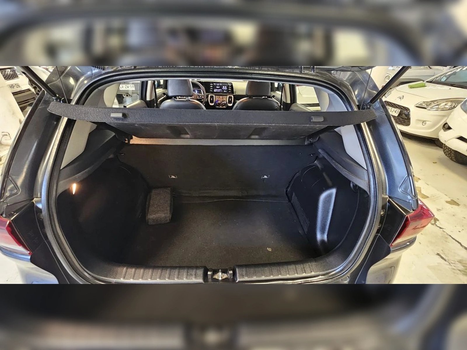 KIA KOUP kia sonet 1.5 2023 - Imagen 13 de 20