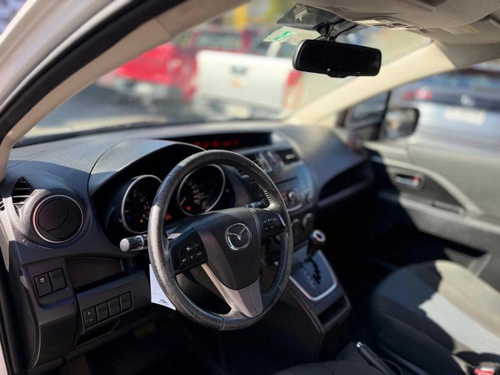 Mazda 5 5 v 2.0 2016 - Imagen 12 de 14