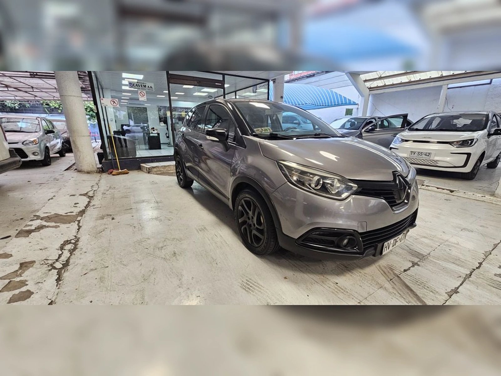 Renault CAPTUR dinamique 2016 - Foto 3 de 17