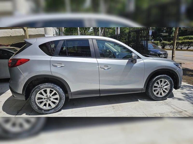 Mazda 5 MAZDA CX-5 R 2.0 AUT 2017 - Imagen 12 de 14