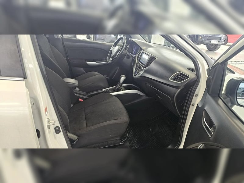 Suzuki BALENO Baleno glx at 2017 - Imagen 18 de 20