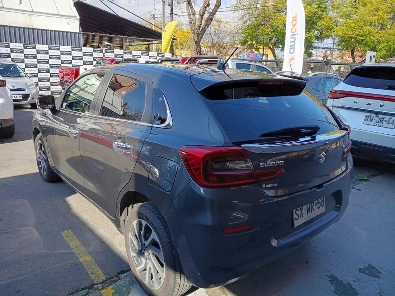 Suzuki BALENO GLX 2023 - Imagen 6 de 9