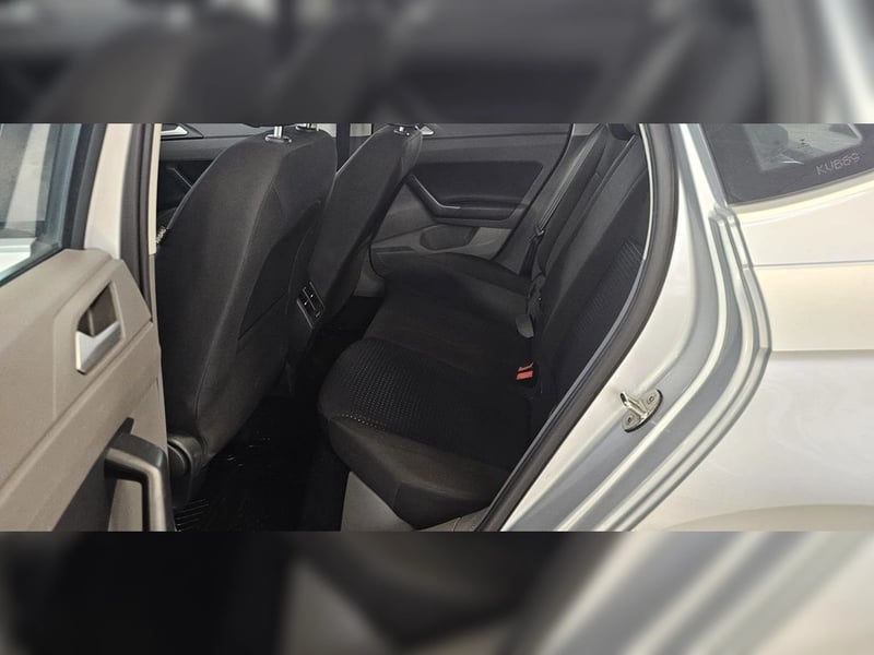 Volkswagen POLO POLO 1.6 AT6 COMFORTLINE AT 2019 - Imagen 18 de 20