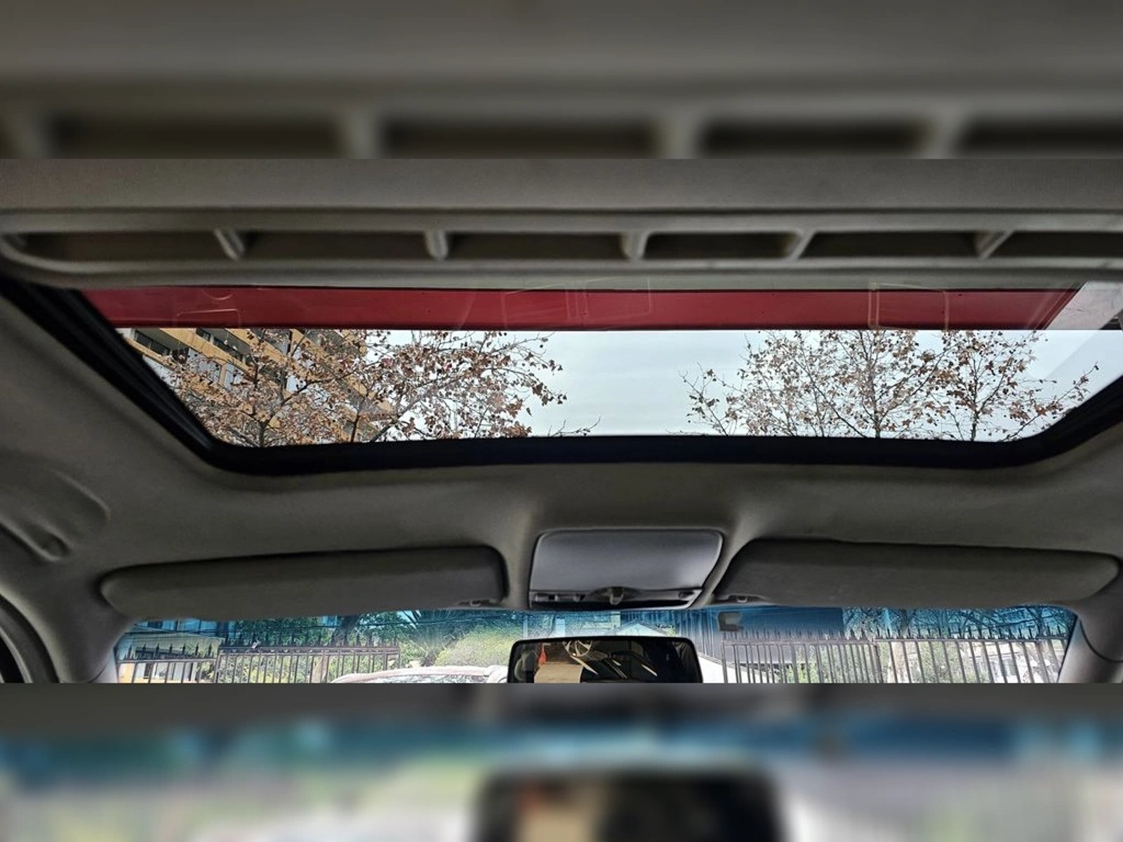 Volkswagen BORA A4 TRENDLINE SKY 2011 - Imagen 16 de 20