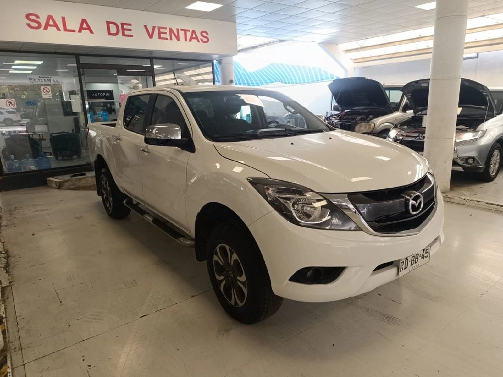 Mazda BT-50 DCAB 4X4 2.2 Mt 2021 - Foto 3 de 14