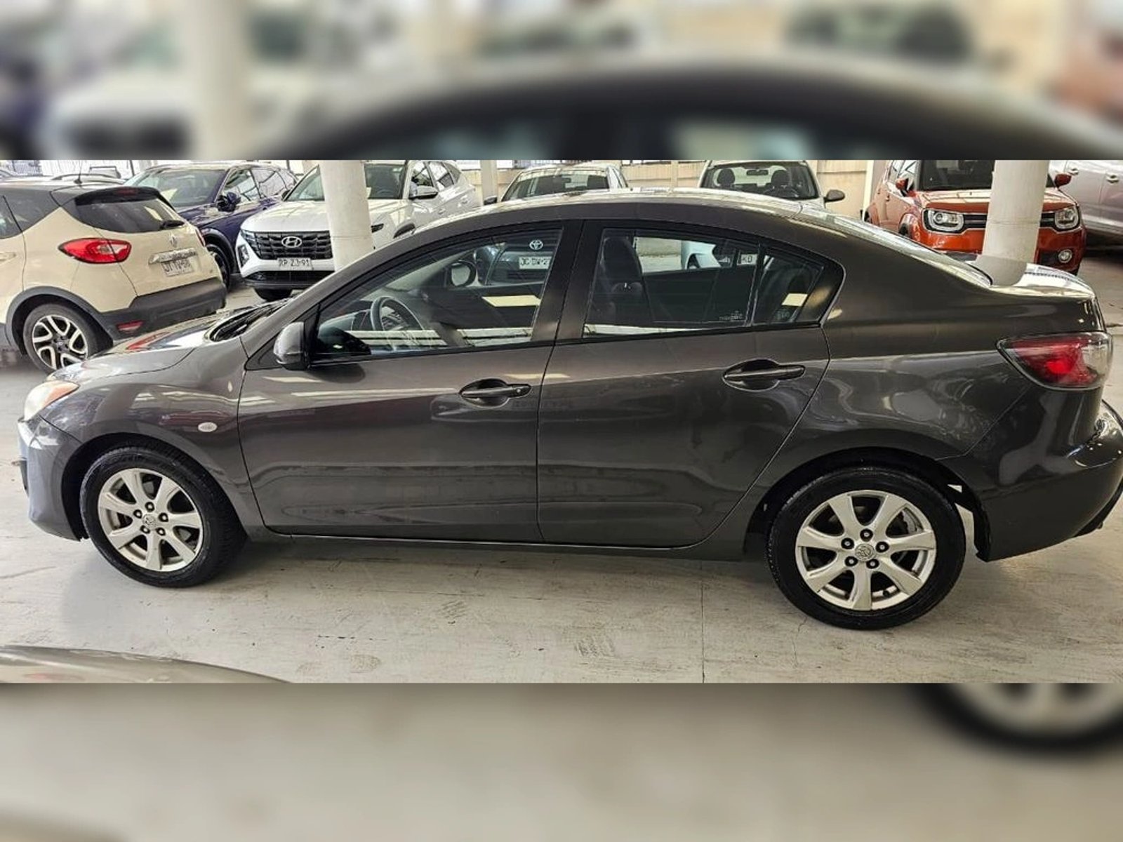 Mazda 3 SEDAN SEDAN 2010 - Foto 5 de 17