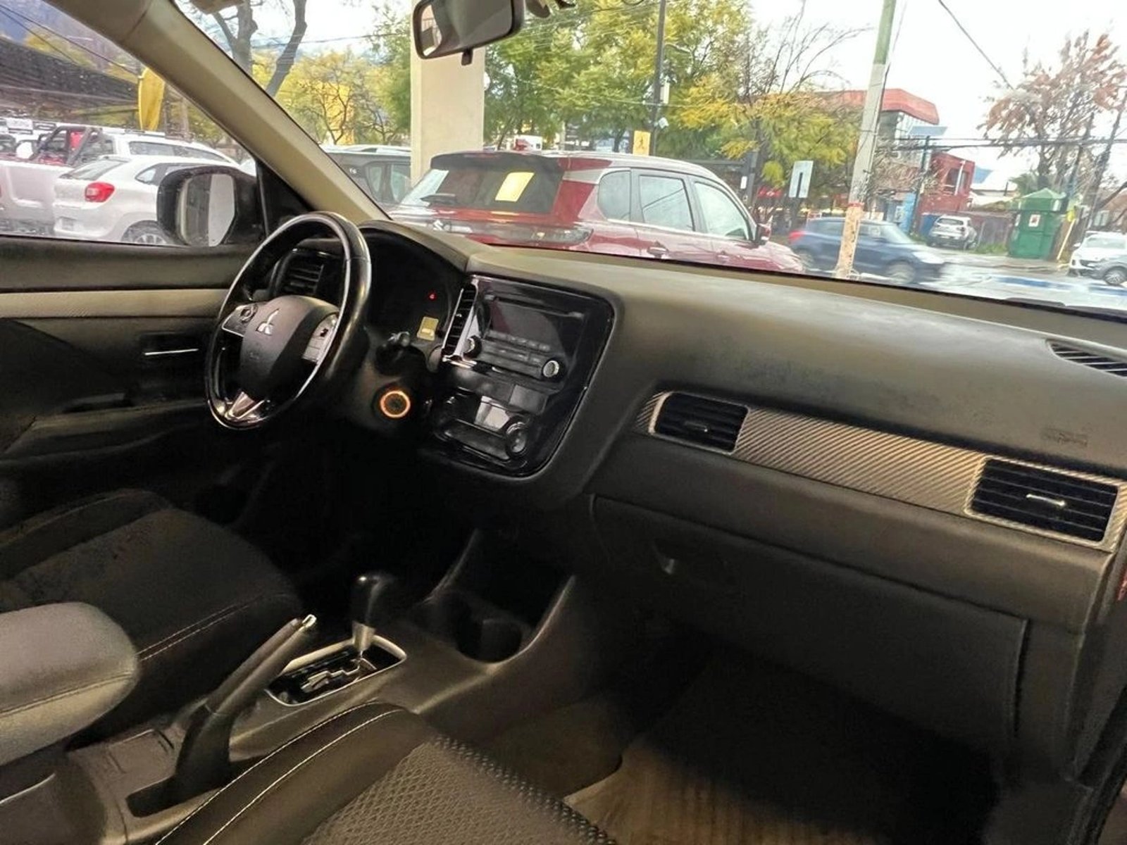 Mitsubishi OUTLANDER gl 2016 - Imagen 13 de 14