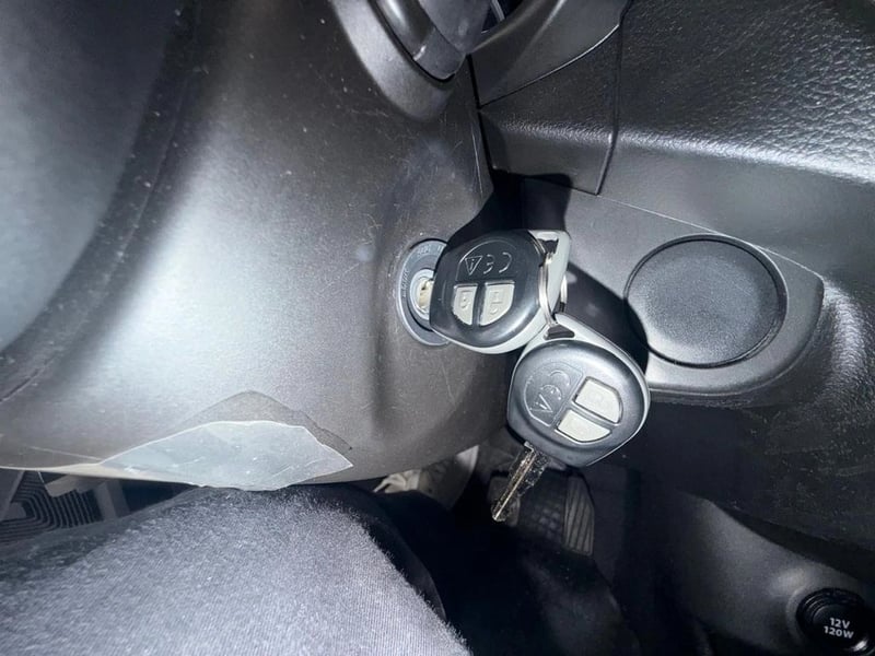 Suzuki CELERIO MT 1.0 2023 - Imagen 10 de 12