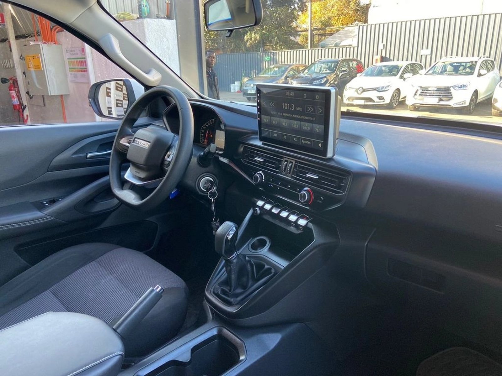 CHANGAN HUNTER 2.0 MT AC 2AB BT 2025 - Imagen 7 de 19